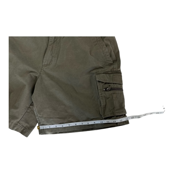 COLUMBIA Vintage Cargo Shorts Size Large - Picture 11 of 11